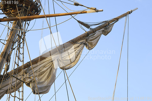 Image of Mast of a tall ship