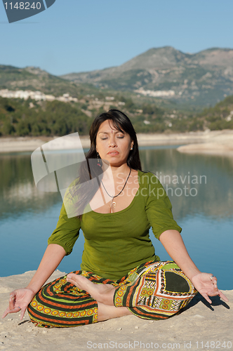 Image of Lakeside yoga