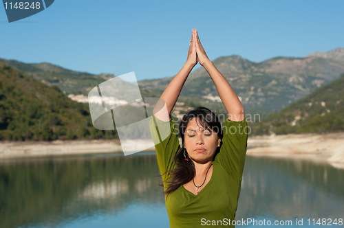 Image of Lakeside yoga