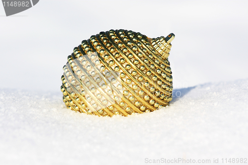 Image of bauble and snow