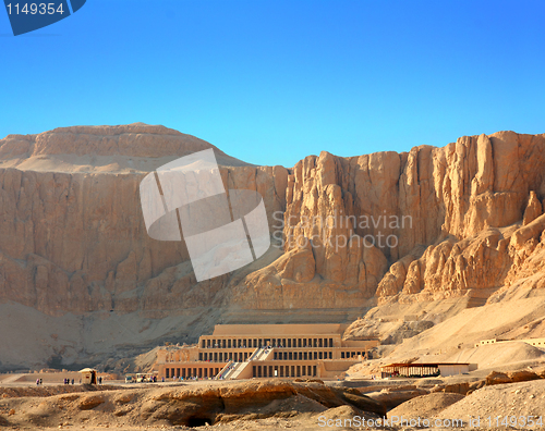 Image of temple of Hatshepsut in Luxor Egypt