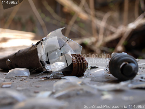 Image of old, broken light bulb