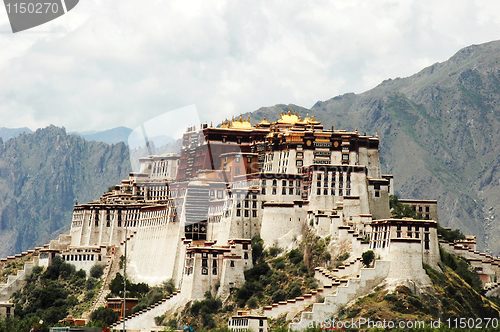 Image of Potala Palace in Lhasa Tibet