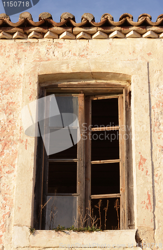 Image of Abandoned house window