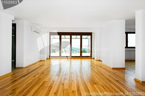 Image of Empty living room