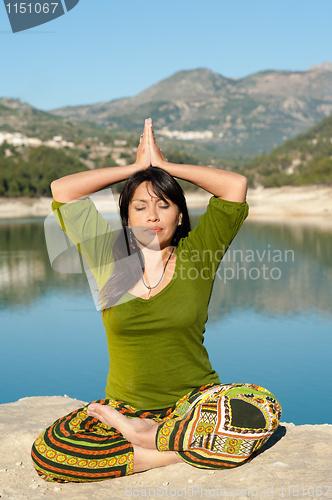 Image of Lakeside yoga