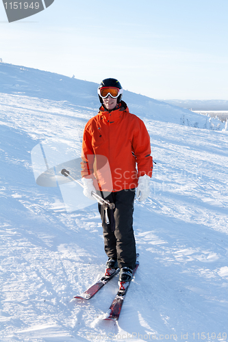 Image of Man skiing