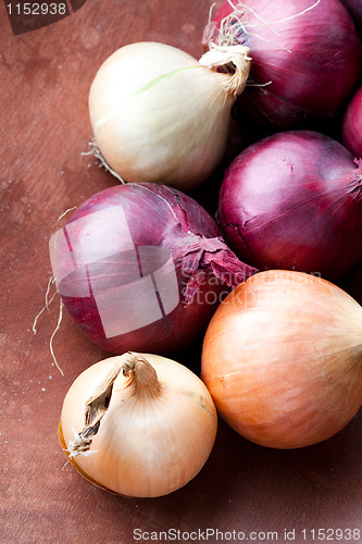 Image of Red and yellow onions