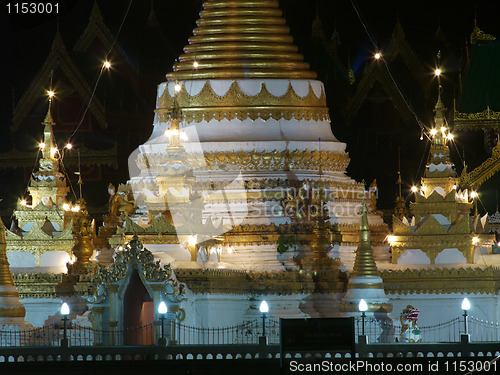 Image of Wat Jong Klang in Mae Hong Son at night