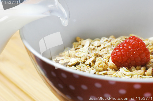 Image of  Granola with raspberry