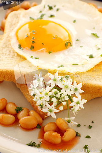 Image of Egg And Garlic Chives
