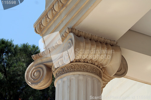 Image of Ionic column