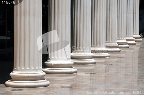 Image of Column array with a Greek doric-style base