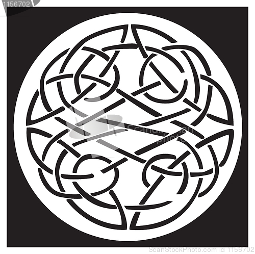 Image of A celtic knot and pattern in a circle design