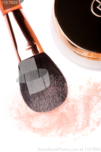 Image of Face powder and brush