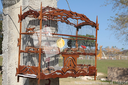 Image of Bird cage