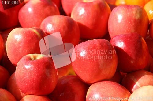 Image of Red apples.