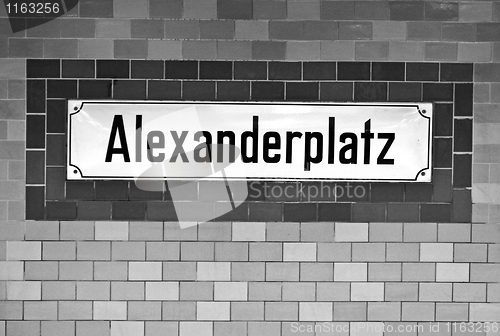 Image of U-bahn sign