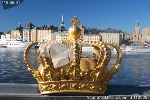 Image of crown