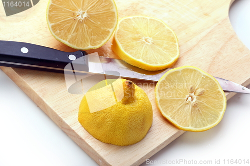 Image of The lemon