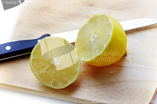 Image of The lemon