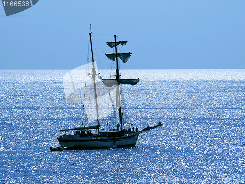 Image of Sailing ship.