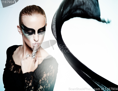 Image of Black swan