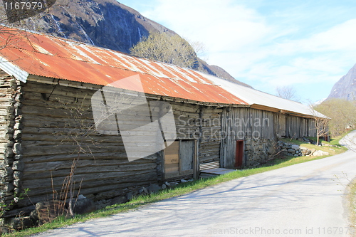 Image of Old barn