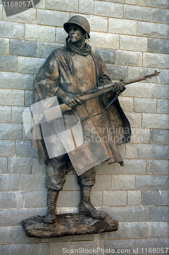 Image of soldier