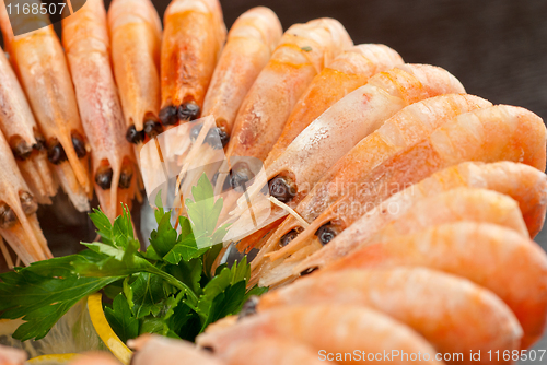Image of shrimps with lemon