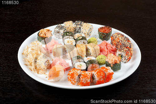 Image of sushi set