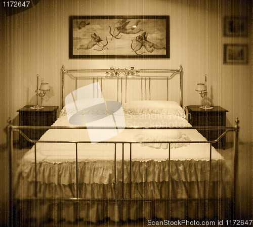 Image of old fashion bedroom