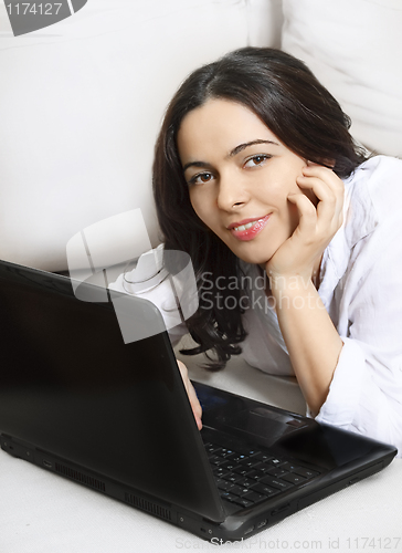 Image of Woman with laptop