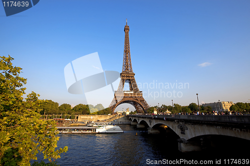 Image of Eiffel tower