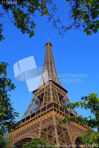 Image of Eiffel tower