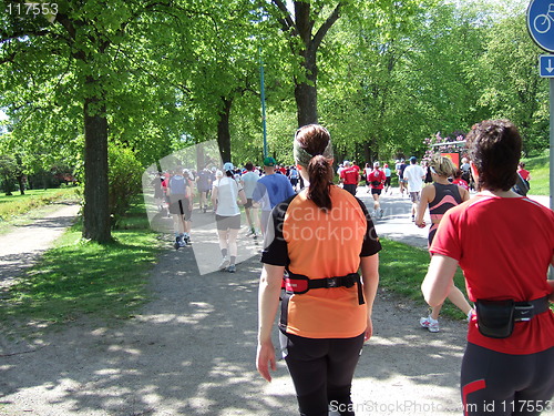 Image of Stockholm Marathon in the greenery