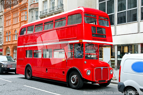 Image of London bus