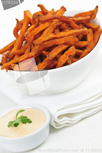 Image of Sweet potato fries with sauce