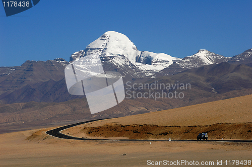 Image of Landscape of snow-capped mountains