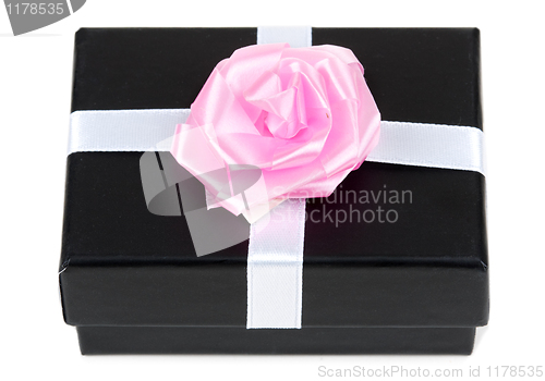 Image of black gift box with bow