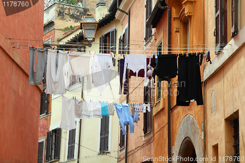 Image of Laundry in Rome