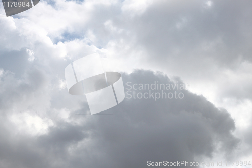 Image of grey clouds