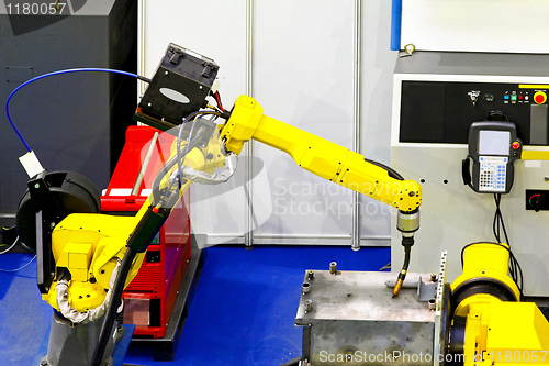 Image of Robot welder