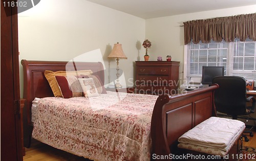 Image of master bedroom