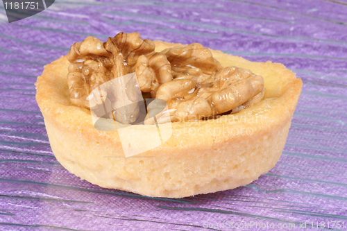 Image of Mini walnut fruit tart