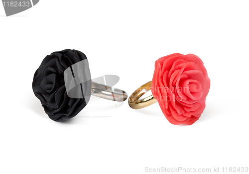 Image of Rings of red and black roses. the product of a plastic clay