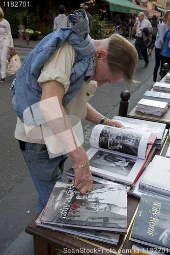 Image of Art books for sale