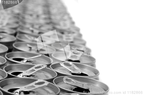 Image of empty beer cans 