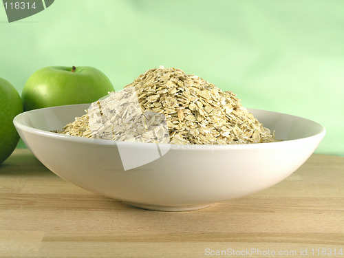 Image of oatmeal in bowl