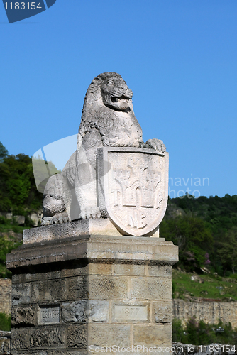 Image of Statue of Lion in Veliko Tarnovo